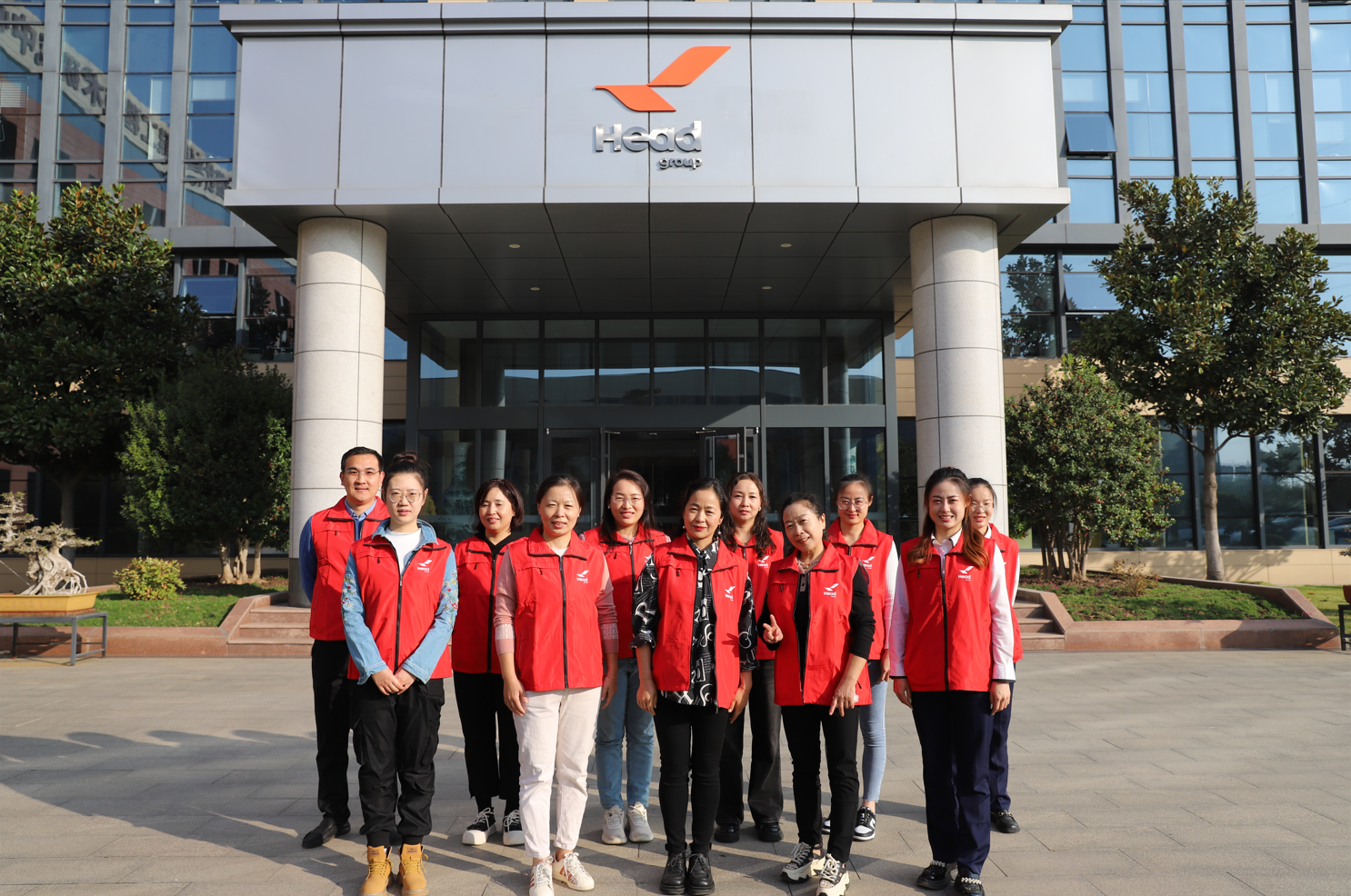  九游（中国）集团开展志愿者重阳节敬老、爱老志愿服务活动